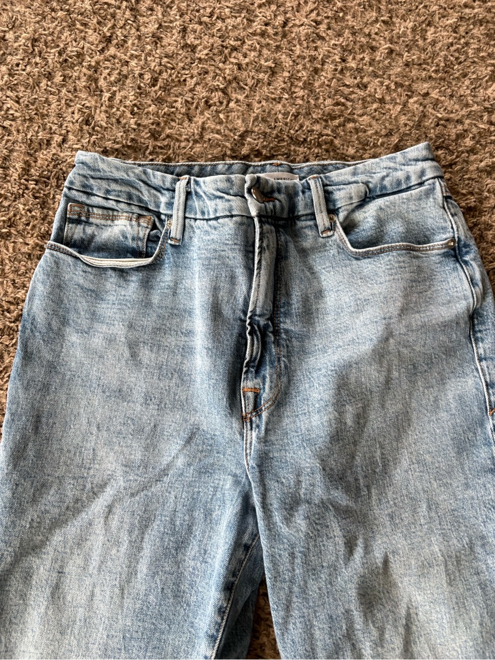 Good American Washed Light-Blue Straight Leg Jeans - Picture 3 of 6